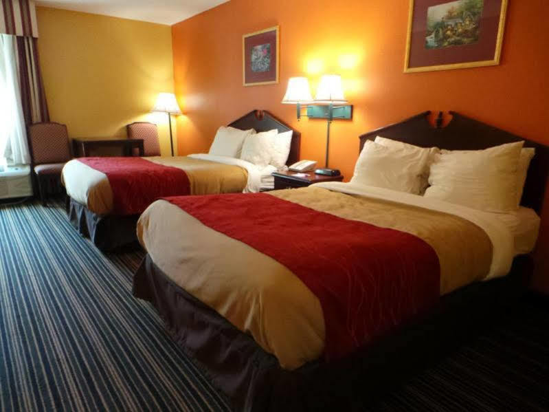 Baymont By Wyndham Cordele Hotell Eksteriør bilde