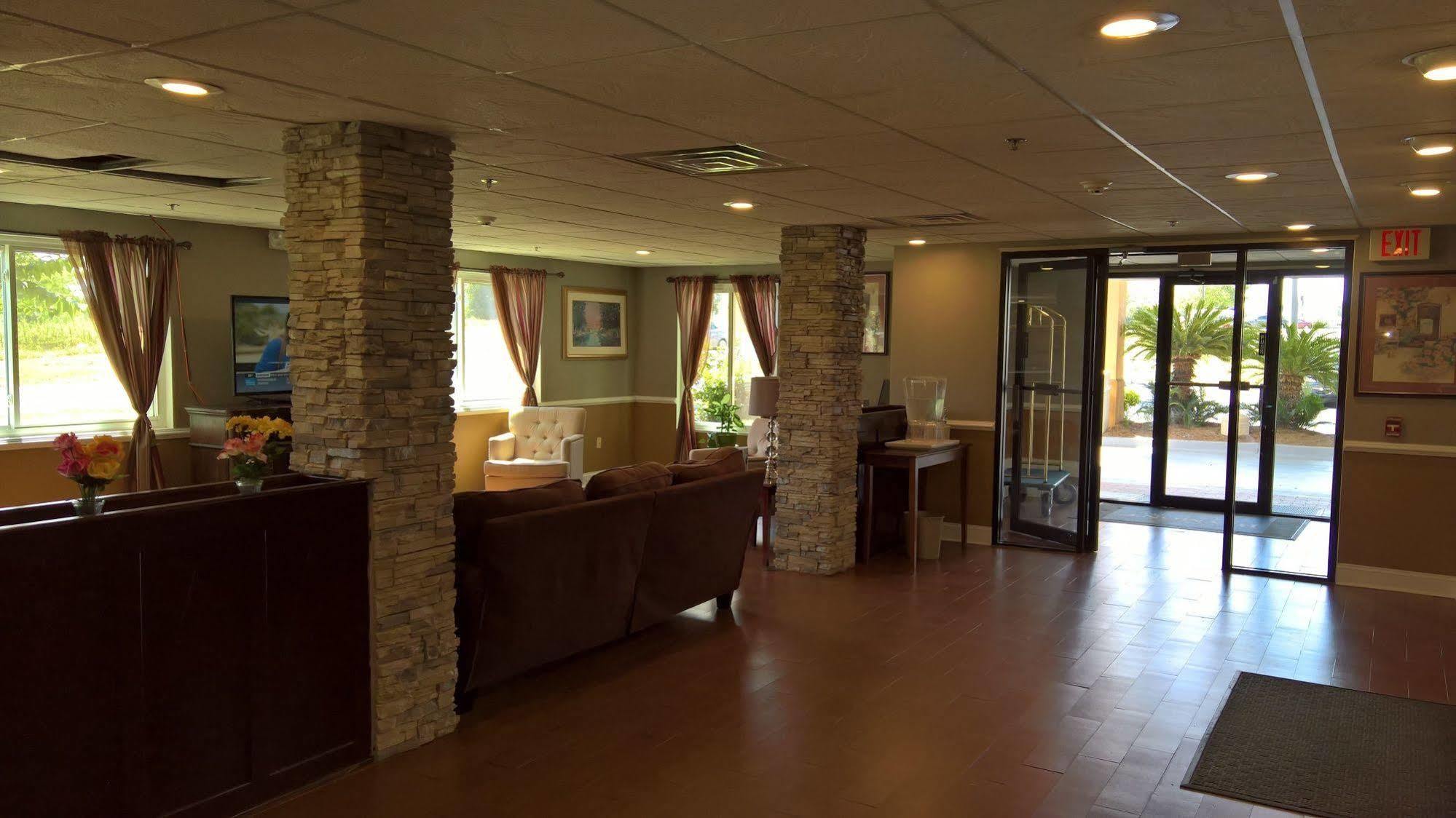 Baymont By Wyndham Cordele Hotell Eksteriør bilde